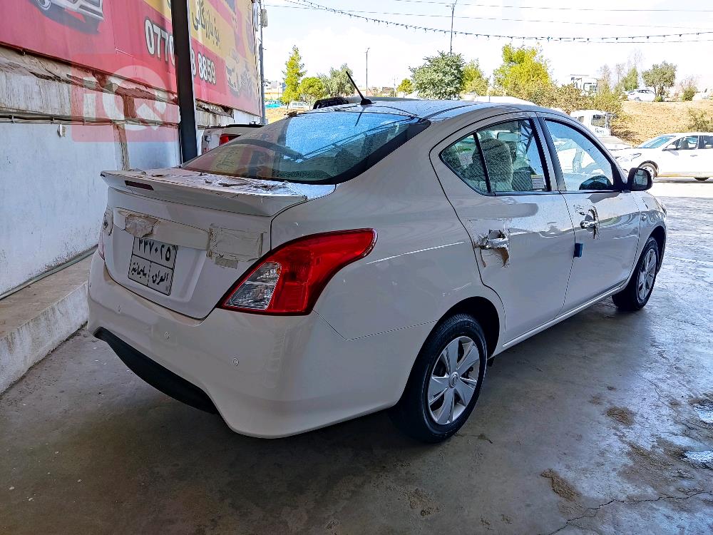 نيسان صني